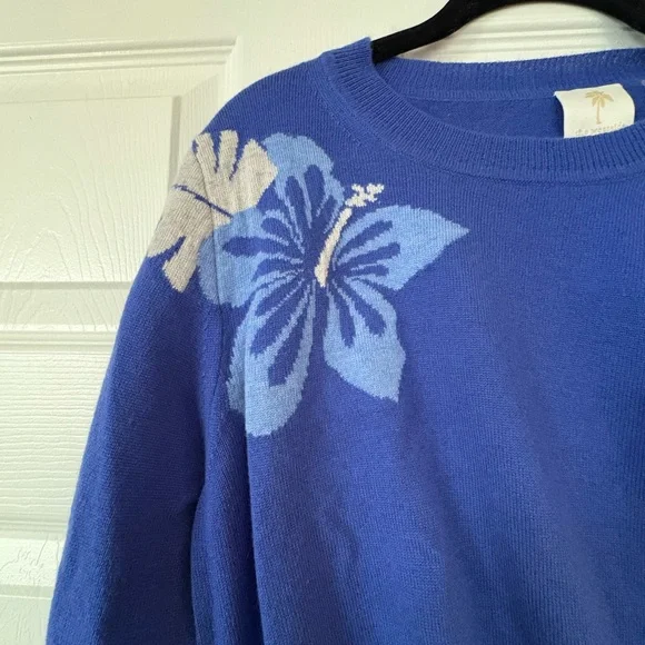 NWT The Westside Hibiscus Intarsia crew neck sweater in bright blue. - Picture 2 of 5